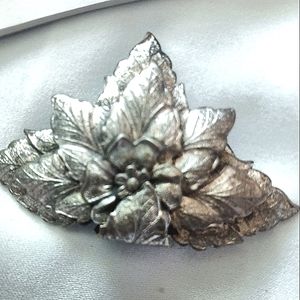 Vintage Dress Clip, Scarf Clip, 1940's Gold Leaf Scarf, Dress Clip, Art Deco